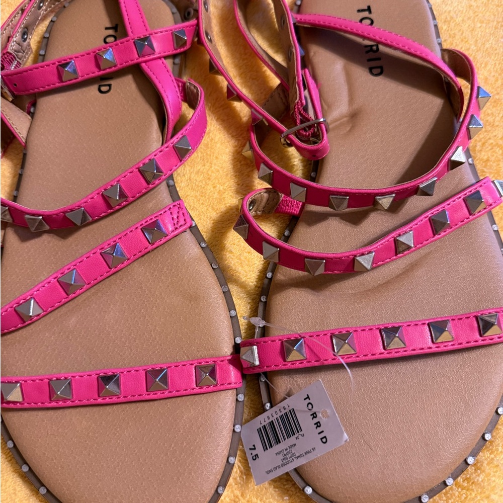 Torrid Pink Studded Women's Sandals size 7.5 WW NWT